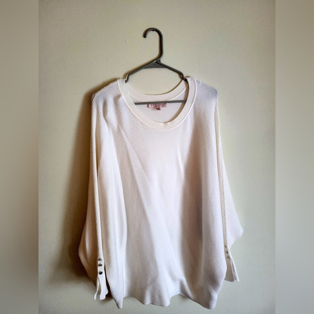 Philosophy 1x cream sweater